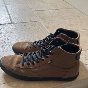 Vans Men's Tan High-Top Sneakers
